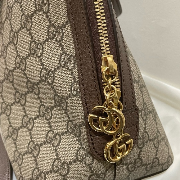 ♥️Gucci
beige Ophidia GG medium top handle bag♥️ - Picture 15 of 17